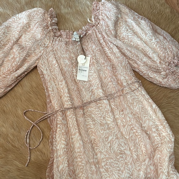 Cleobella Elegant Pink Patterned Maxi Dress - Picture 6 of 7